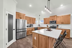 820 Secretariat Dr, Hewitt, TX 76643 - Photo 6