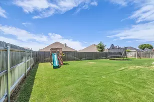 820 Secretariat Dr, Hewitt, TX 76643 - Photo 32