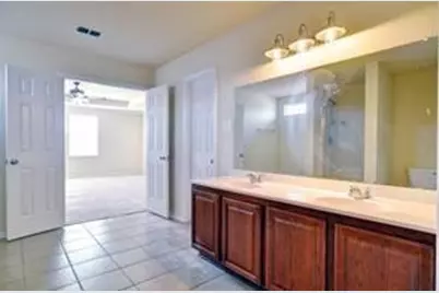 7545 Sienna Ridge Lane, Fort Worth, TX 76131 - Photo 12