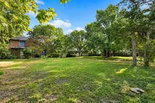 625 W Colorado Blvd, Dallas, TX 75208 - Photo 4