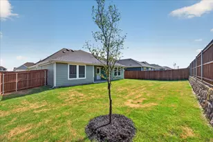 717 Sweet Pea, Pilot Point, TX 76258 - Photo 32