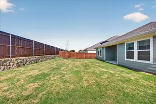 717 Sweet Pea, Pilot Point, TX 76258 - Photo 30