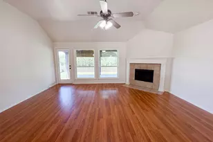 324 Cascade Dr, Red Oak, TX 75154 - Photo 6