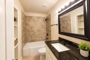 633 Skelly St, Crowley, TX 76036 - Photo 6