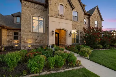 809 Lyndsey Way, Colleyville, TX 76034 - Photo 2