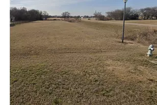 1705 High Valley Ln, Cedar Hill, TX 75104 - Photo 1