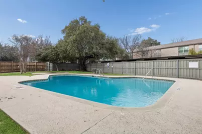 7506 W Northwest Highway #2, Dallas, TX 75225 - Photo 26