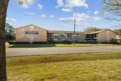 320 E 4th Street #106, Arlington, TX 76010 - Photo 1