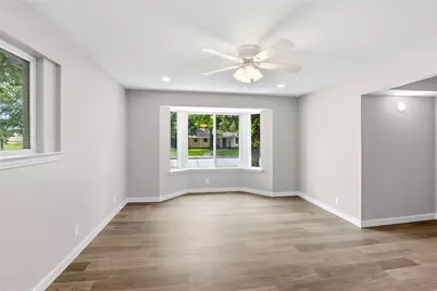 702 Austrian Road, Grand Prairie, TX 75050 - Photo 14