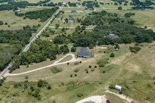 403 Polk Rd, Bowie, TX 76230 - Photo 36
