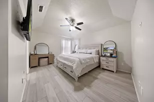 504 Fort Worth St, Mansfield, TX 76063 - Photo 14