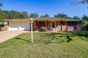 1104 Julie St, Weatherford, TX 76086 - Photo 1