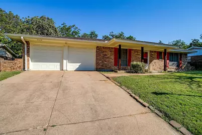 1104 Julie Street, Weatherford, TX 76086 - Photo 2