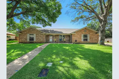 6404 Suncrest Court, North Richland Hills, TX 76180 - Photo 2