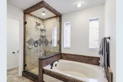 6404 Suncrest Court, North Richland Hills, TX 76180 - Photo 20