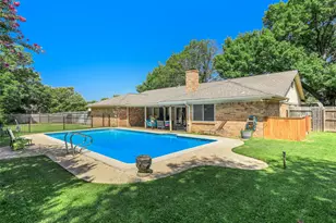 6404 Suncrest Ct, North Richland Hills, TX 76180 - Photo 34