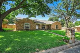 6404 Suncrest Ct, North Richland Hills, TX 76180 - Photo 1