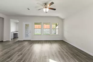 656 Lakepointe Blvd, Lavon, TX 75166 - Photo 8