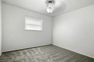1315 Navaho St, Arlington, TX 76012 - Photo 20