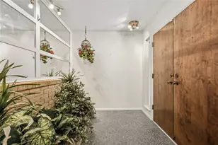 1315 Navaho St, Arlington, TX 76012 - Photo 4