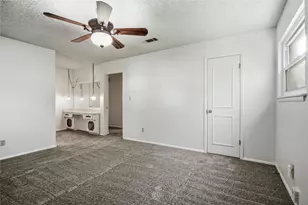 1315 Navaho St, Arlington, TX 76012 - Photo 24