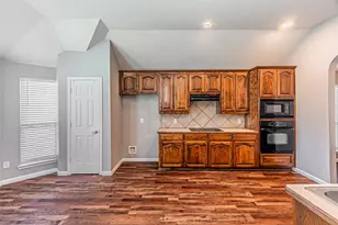 10132 Red Bluff Ln, Fort Worth, TX 76177 - Photo 12