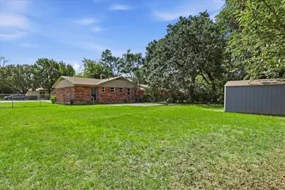 2017 Shawnee Street, Denton, TX 76209 - Photo 30