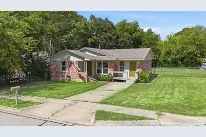 2017 Shawnee Street, Denton, TX 76209 - Photo 36