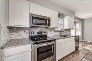 3807 Spring Hollow Dr, Carrollton, TX 75007 - Photo 14