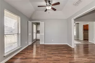 3807 Spring Hollow Dr, Carrollton, TX 75007 - Photo 6