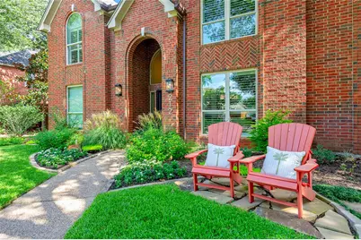 212 Pecan Hollow Drive, Coppell, TX 75019 - Photo 2