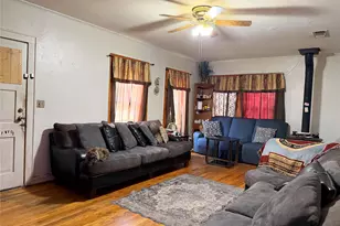140 S Main St, Avinger, TX 75630 - Photo 8