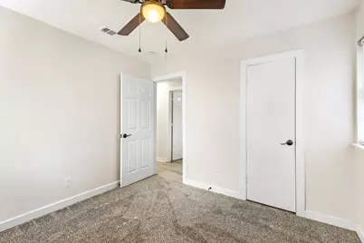 821 Oakwood Avenue, Hurst, TX 76053 - Photo 14