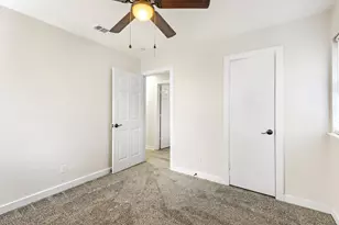 821 Oakwood Ave, Hurst, TX 76053 - Photo 14