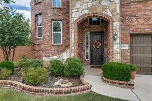 11901 Drummond Ln, Fort Worth, TX 76108 - Photo 2