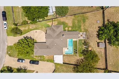 3930 Buena Vista Circle, Granbury, TX 76049 - Photo 30