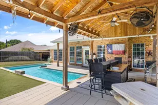 3930 Buena Vista Cir, Granbury, TX 76049 - Photo 1