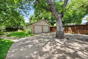 604 Waggoner Dr, Arlington, TX 76013 - Photo 26
