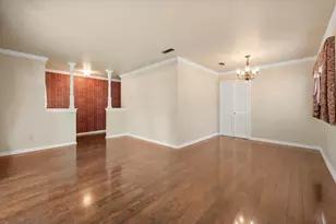 604 Waggoner Dr, Arlington, TX 76013 - Photo 8