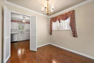 604 Waggoner Dr, Arlington, TX 76013 - Photo 10