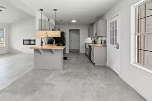 608 Aldridge St, Commerce, TX 75428 - Photo 10