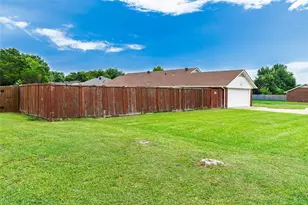 608 Aldridge St, Commerce, TX 75428 - Photo 38