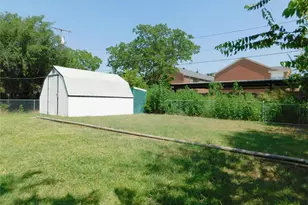 705 Sun Valley Dr, Denton, TX 76209 - Photo 24