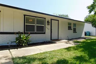 705 Sun Valley Dr, Denton, TX 76209 - Photo 2