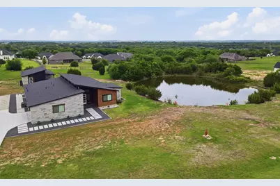 238 Martin Drive, Granbury, TX 76049 - Photo 4