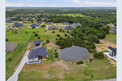 238 Martin Drive, Granbury, TX 76049 - Photo 38
