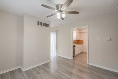 2760 Parkchester Drive, Arlington, TX 76015 - Photo 8
