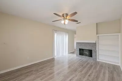 2760 Parkchester Drive, Arlington, TX 76015 - Photo 2