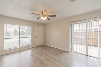 2760 Parkchester Drive, Arlington, TX 76015 - Photo 1