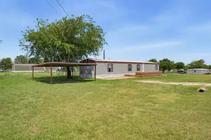 7305 Walden Dr, Joshua, TX 76058 - Photo 26